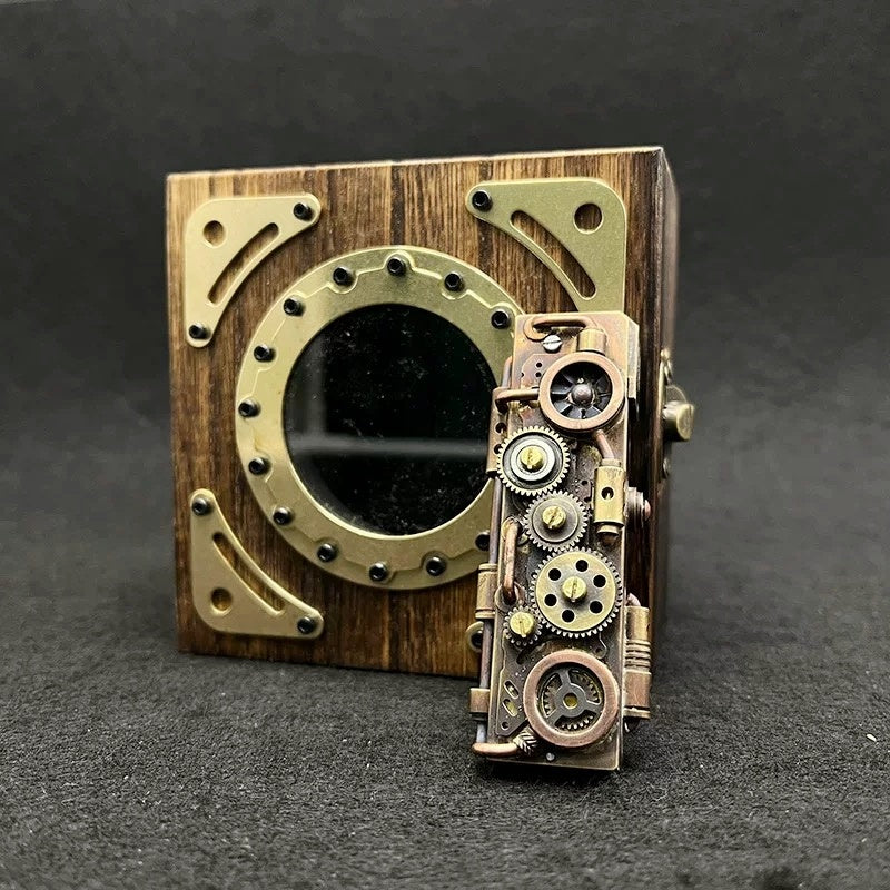 Retro Alien Steampunk Mechanical Gear Linked Kerosene Lighter Creative Gift