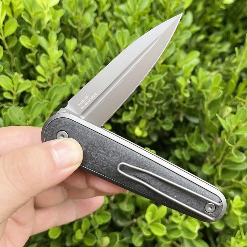 Outdoor High Hardness Sharp EDC Portable Folding Knife