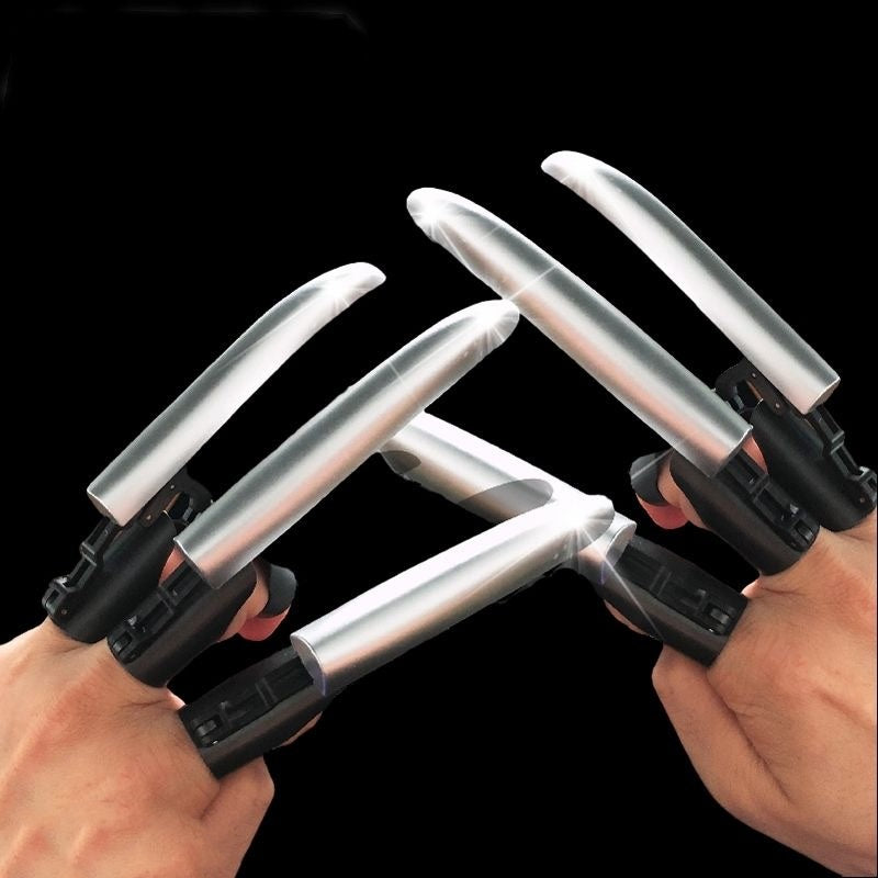 Wolverine Claw Decompression Toy Finger Control Retractable