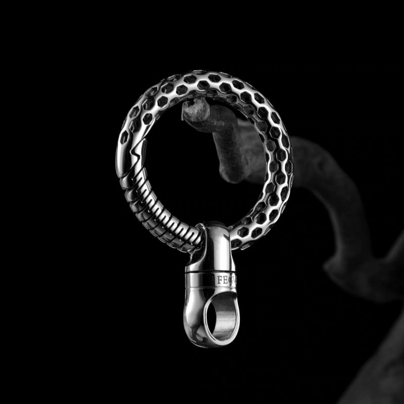 Hollow Ultra-Light Titanium Car Keychain - Minimalist Style