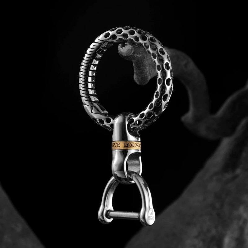 Hollow Ultra-Light Titanium Car Keychain - Minimalist Style