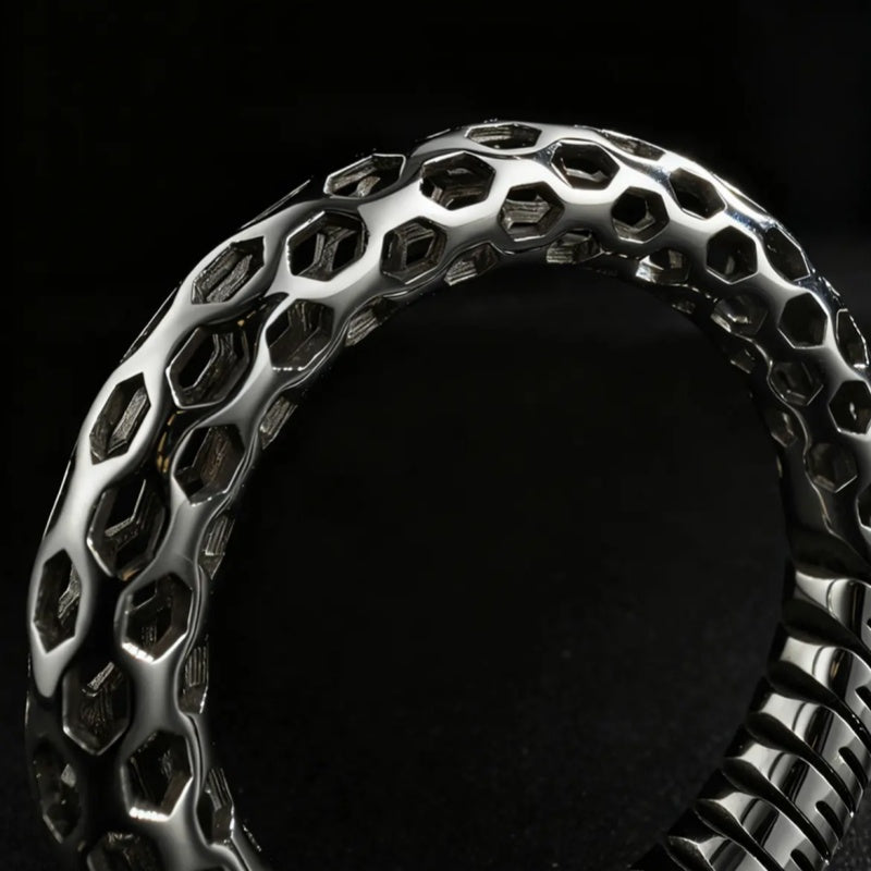 Hollow Ultra-Light Titanium Car Keychain - Minimalist Style