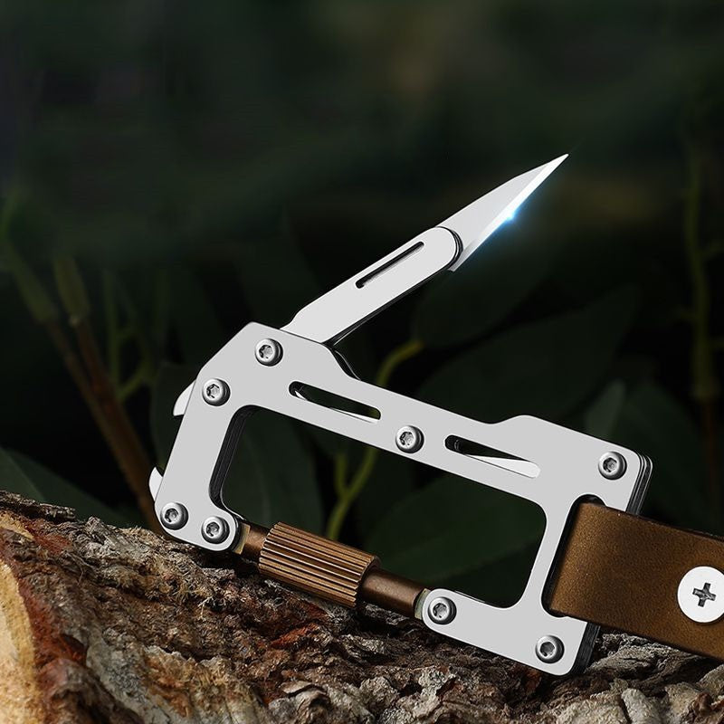 New Lockable EDC Mountaineering Buckle Multi-Functional Outdoor Key Chain Folding Knife